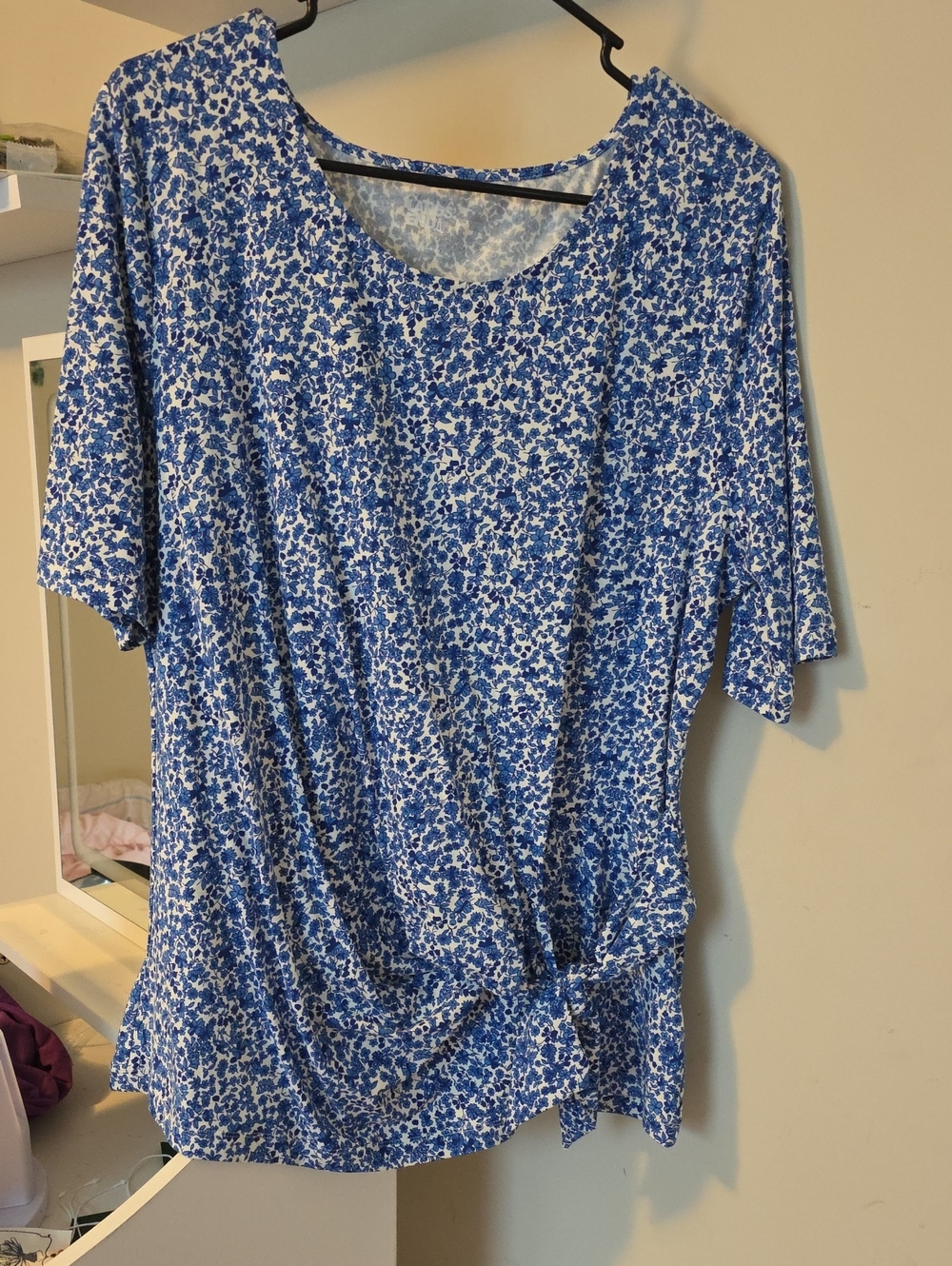 Lands' End Blue Floral Scoop-Neck Women's Top